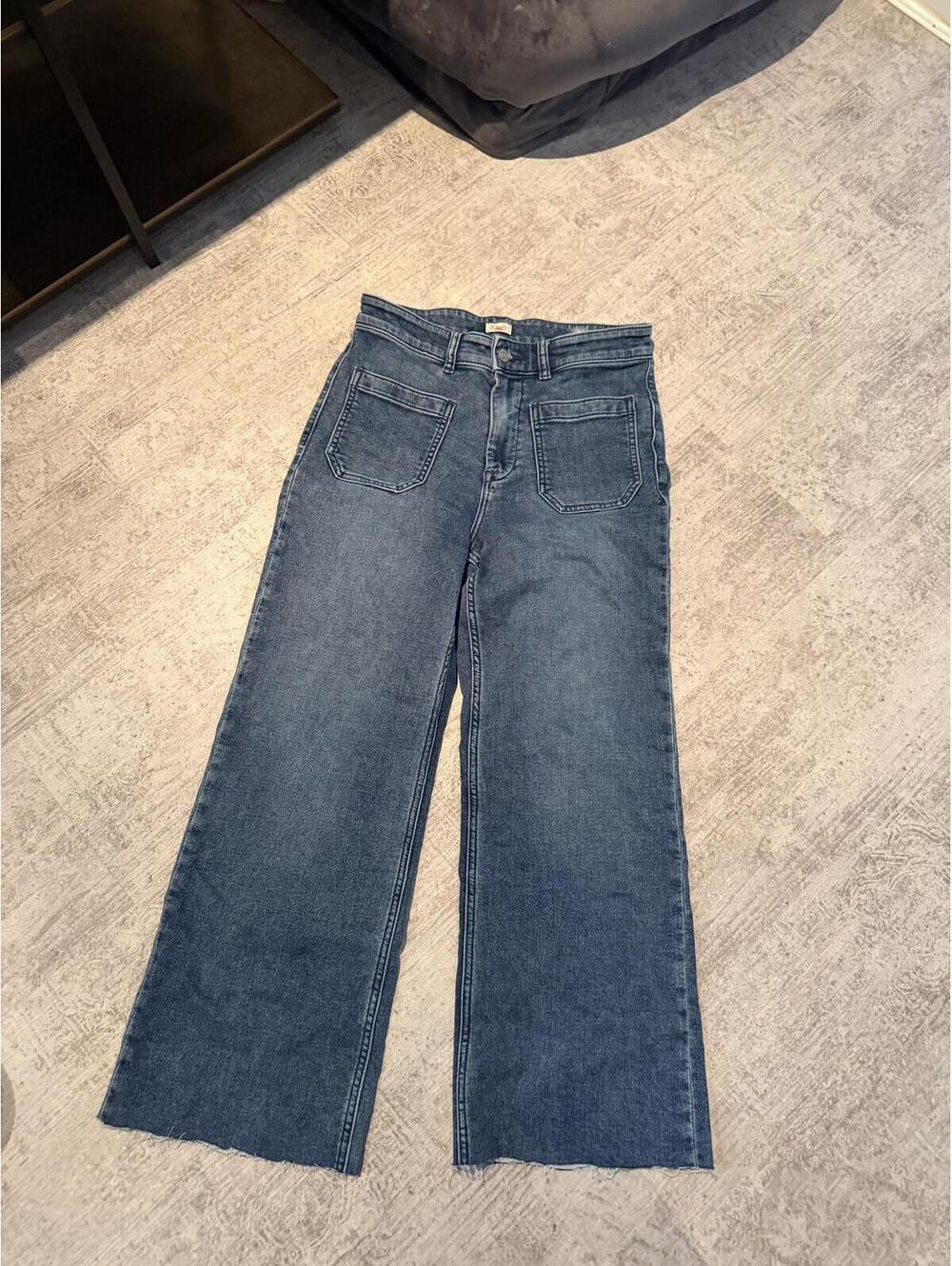 Faherty French Terry Cropped Patch Pocket Jeans Raw Hem 24” read description 29